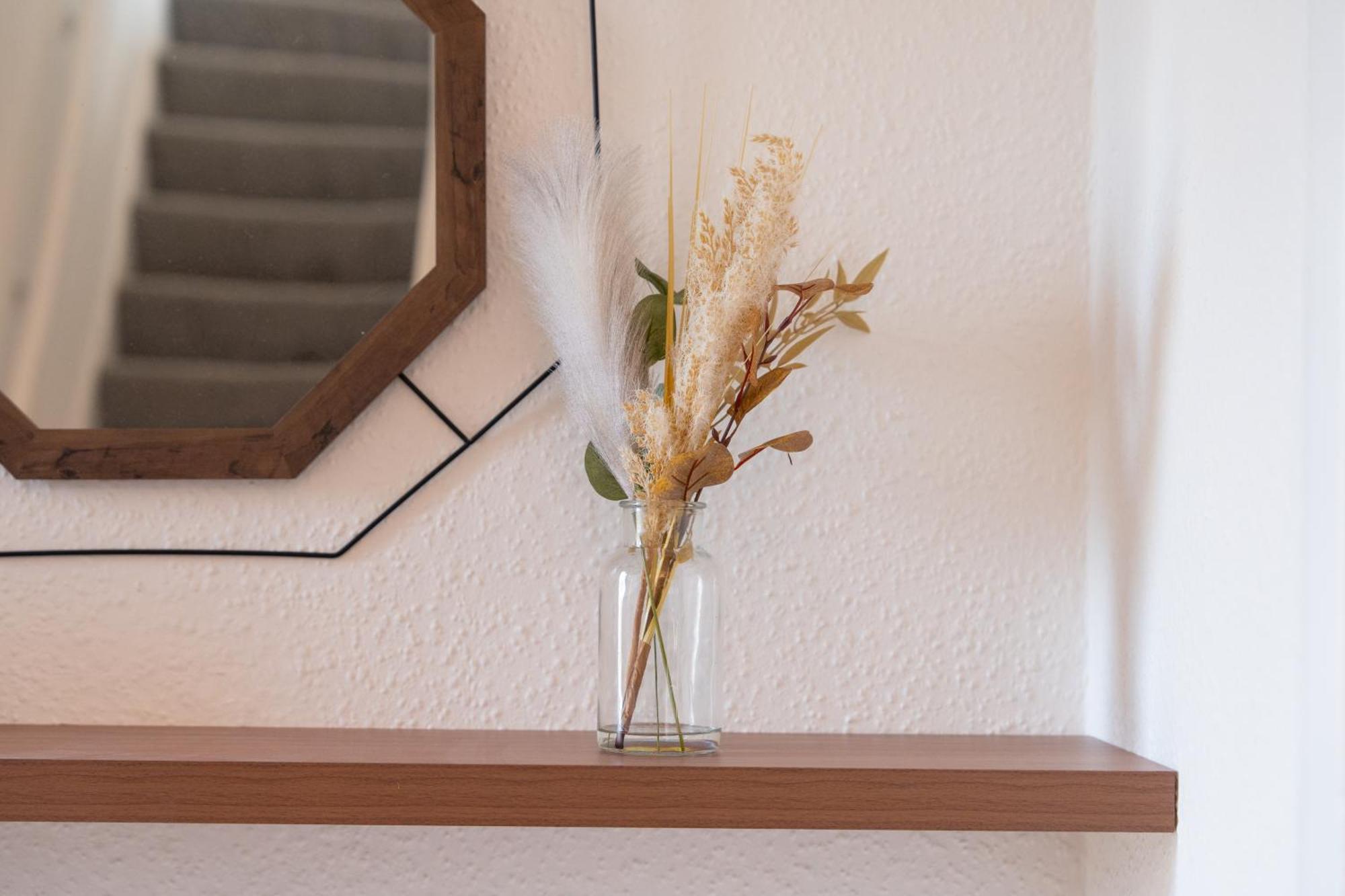 קנטרבורי Stylish 4 Bedroom Spacious Retreat With Parking - Sleeps 10 - Families & Contractors מראה חיצוני תמונה