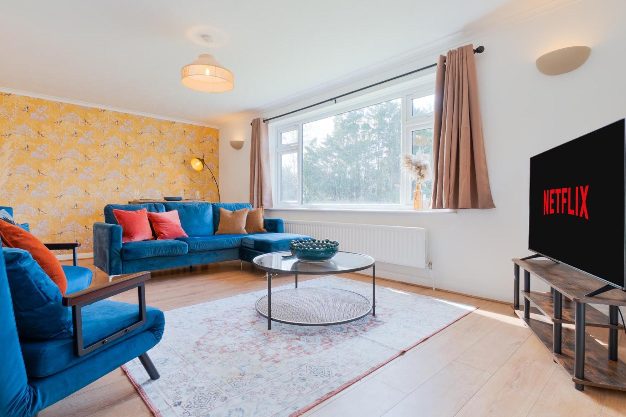 קנטרבורי Stylish 4 Bedroom Spacious Retreat With Parking - Sleeps 10 - Families & Contractors מראה חיצוני תמונה